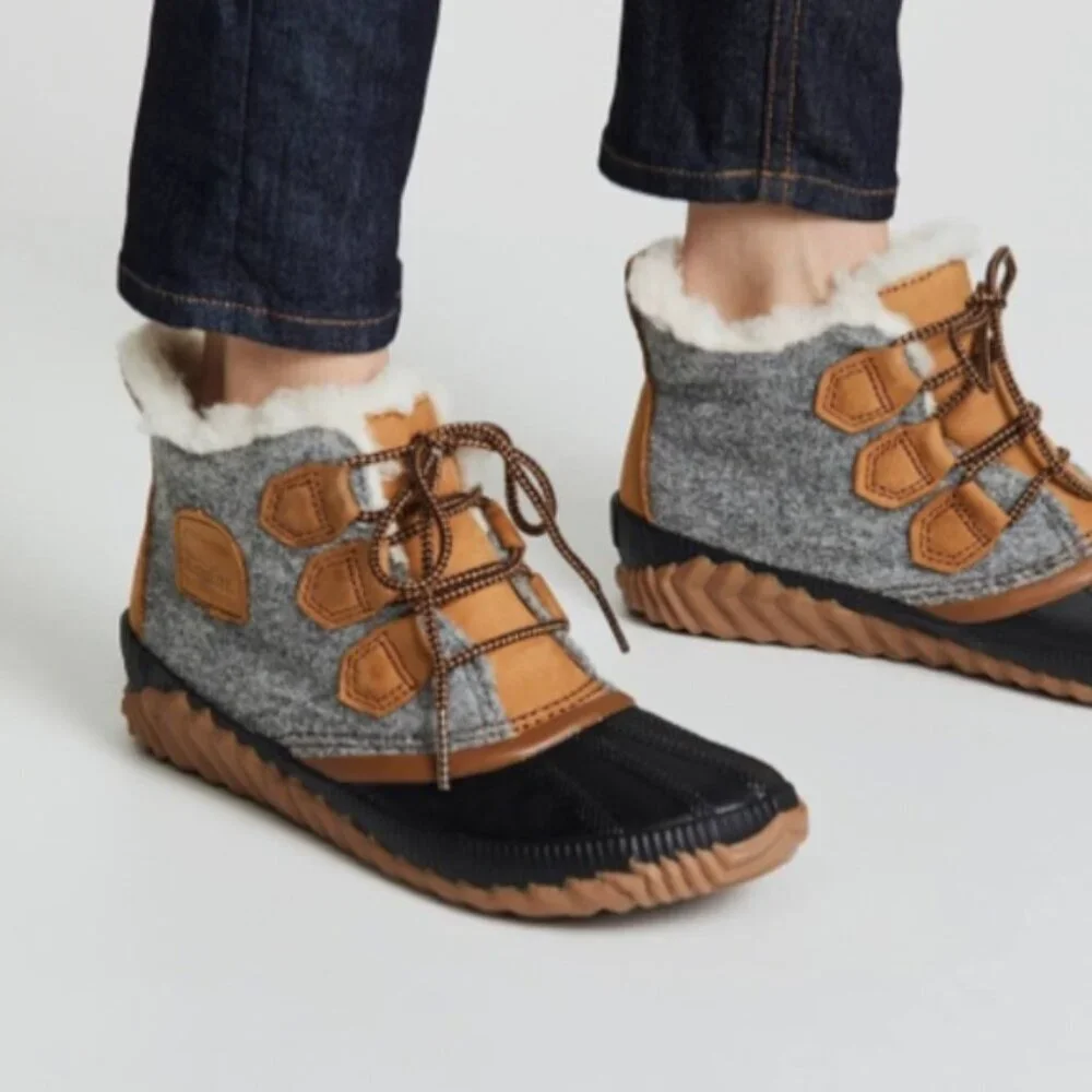 Sorel Gray, Black & Tan Women's Winter Boots